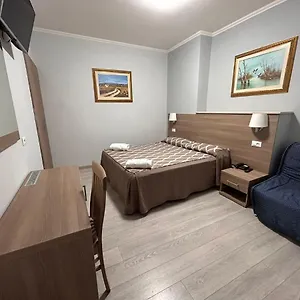  Konukevi Corallo İtalya