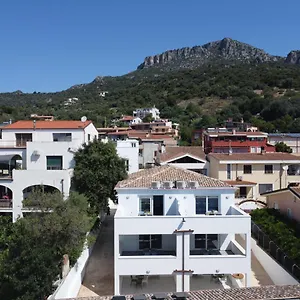 https://resort-beach-cala-goloritz.in-sardinia.net