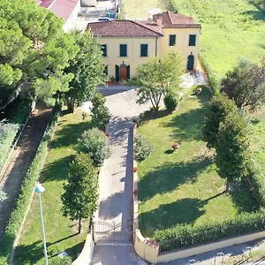 Monica Italia