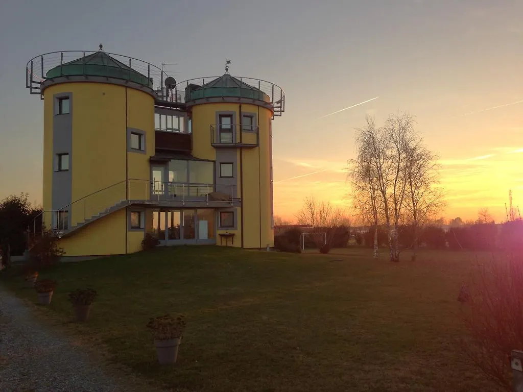 I Silos Guest House 3*, Seriate Italy