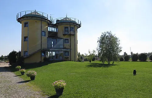 I Silos Guest House  Seriate